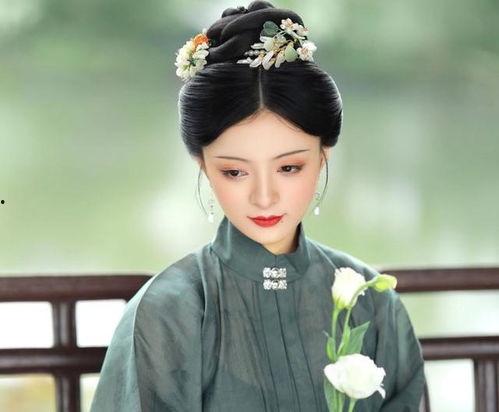 汉服网红朱棣照片,网红朱棣的古典风华写真