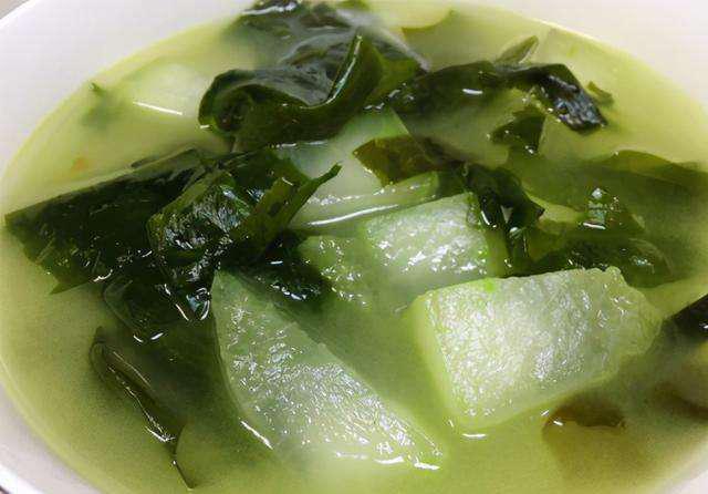 吃瓜海带汤,吃瓜海带汤的独特风味与制作秘诀