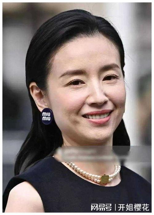 松弛明星,揭秘娱乐圈中的“放空”艺术