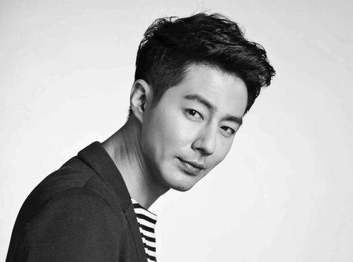 韩国女明星撞脸男明星,跨越性别的神秘相似度揭秘”