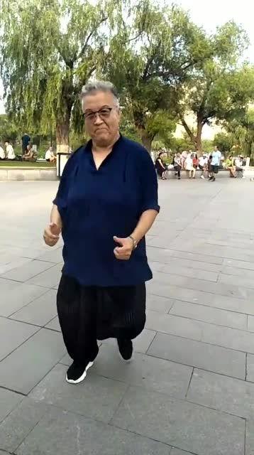 农村跳舞大妈网红是谁